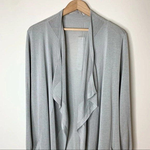 Anthropologie One Grey Day Vesper Cardigan Sweater Belted Duster Draped Gray XS - Picture 7 of 16